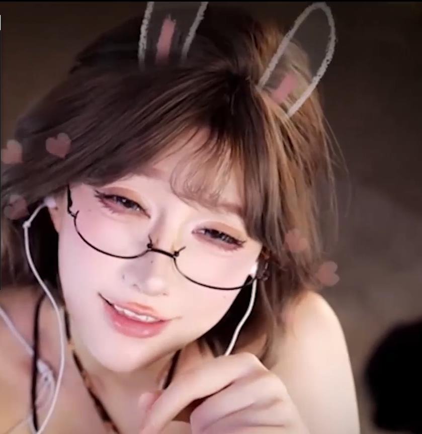 张爱玲Aily粉丝祭【8V-3G】