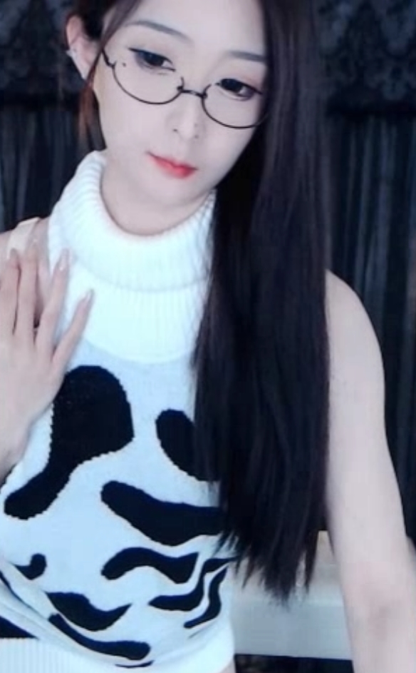 虎牙嘉映小5+10v4.41g