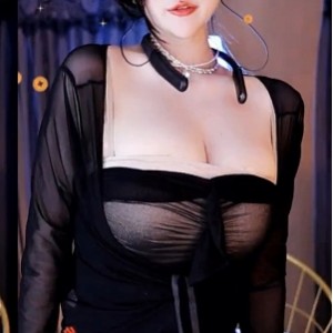 网易CC 小燃燃 直播+万元定制 146v482g