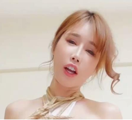 湾湾女神烧颜辛尤里