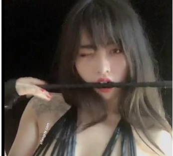 某推网红考研大学生模特恐龙小宝贝