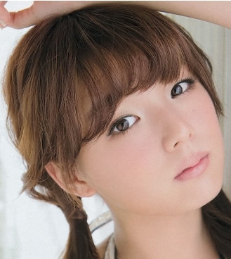 岛国作品女王《筱崎爱》擦边艺术照