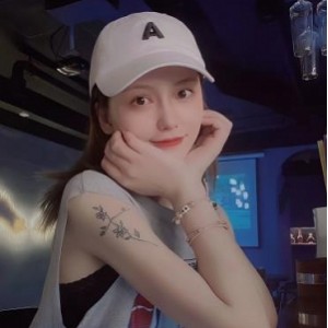 补的资源！南航空姐！【20V-2.3G]