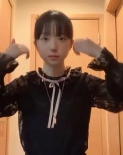 岛国-超可愛學生妹+[15V-1.5G]