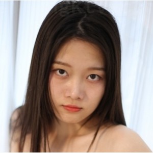 高颜值清纯邻家妹优质模特《张雨婷》宾馆有尺度私拍