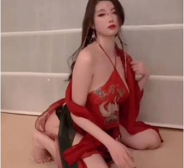 秀人网人气女神-杨晨晨有尺度空档