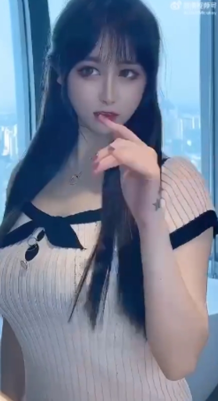 斗鱼直播@软妹小九+微密圈付费私拍48V/377M+百度云