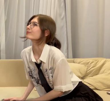 Pornhub+Cutie+Kim最新作品+高颜值洋M[4V-860M]