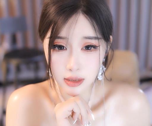 CC小恩雅-她被表哥…求爸爸解决-定制剧情~[1V-661M]