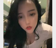 烈焰红唇S御姐！找上榜一大哥KTV玩！边直播边PA[1V-469M]