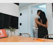 麻豆-和朋友的外国妻子给力团战