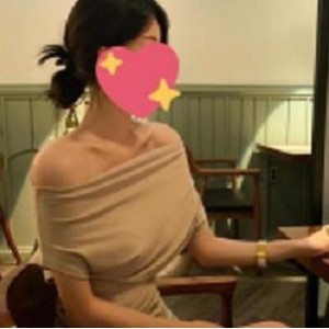 某推空姐（Ashley）私拍散播