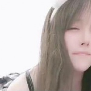 推特露脸百合（妮miko）