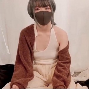OnlyFans的网红少女-HongKongDoll玩偶姐姐情侣游戏扑克游戏 [1V-813M]
