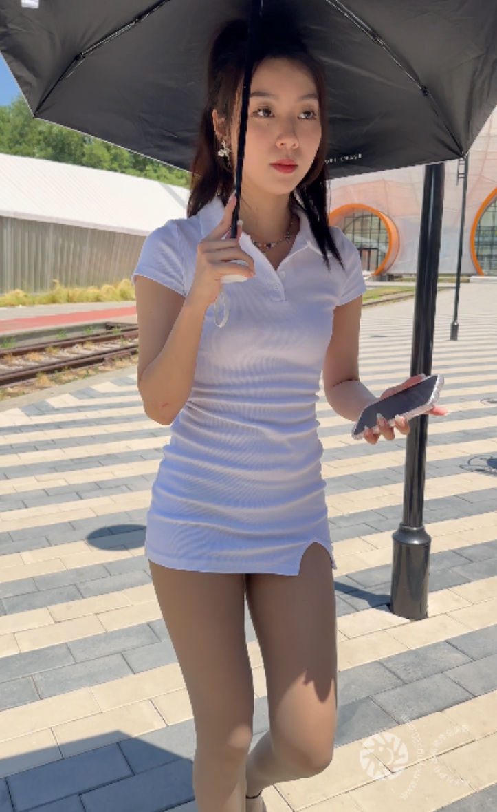 自购街拍丝袜+原版4k视频+【1V/+540P+/26.5G+】百度云资源