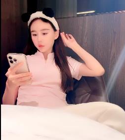 大神喜欢的女神被G了！【4V-1.6G】