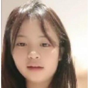 斗鱼新晋超人气稀缺豪放姐妹花齐上阵【】（姐妹花）酒店双人游戏实录绝版合集[1V990M]