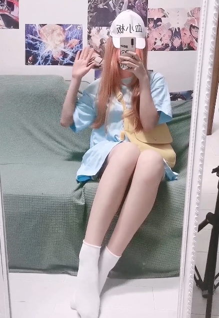 某推人气COSER(韵韵)作品合集