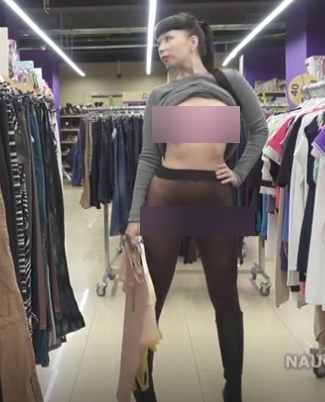 某推人气顶流风靡外网宅男圈成熟女人系列【成熟女人控】欧美(展示大神)公共场合暴露合集【33V6.5G】