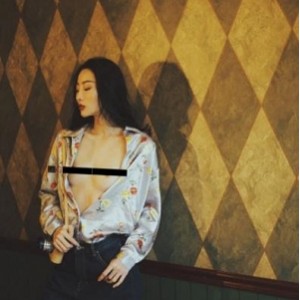 斗鱼超级人气高品质国模之光高冷学生妹【国模】高冷女神（逗本逗鸭）最新散播有尺度私拍合集[16V346M]