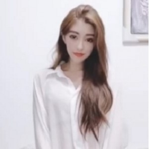 【重磅福利】福利姬芒果味露脸定制福利[百度云资源/9V/301M]