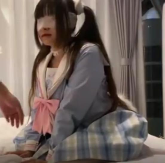 久妖大神各种二次元反差婊学妹