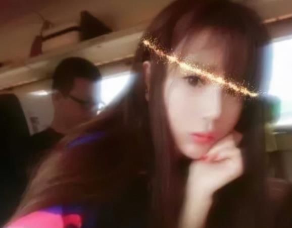 虎牙超级人气九妖大神系列之秦大神绝版经典【久妖系列】久妖（秦某）一夜战二姬噼里啦绝版合集【2v1.1G】