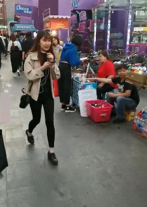 达叔街头涂鸦作品合集