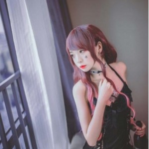 _虎牙超人气无数宅男为之倾倒优质cos女神高质量coser（疯猫ss）最新散播有尺度私拍合集_1.22GB