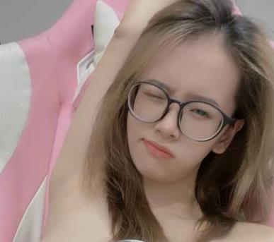 某推超大胆露脸打野双囍