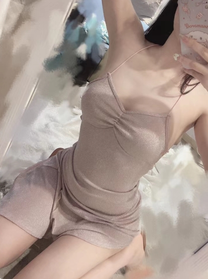 推特momo作品两部