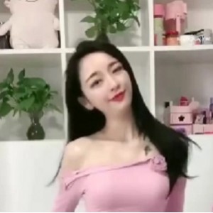 [转载搬运] 快手诗爷170W粉丝主播热舞福利 [34V+767MB][百度盘]