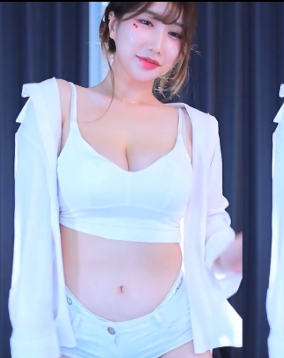 [转载搬运]+五一福利七】韩国大罩杯女主播蕾颖+月热舞小合集...+[9v+1.7g][百度盘]