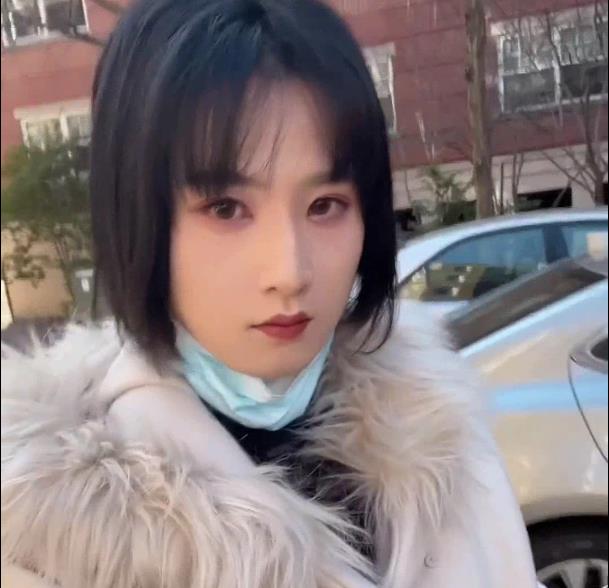 酷似马小跳的网红TSCDXUN合集+83v+–+13.5G