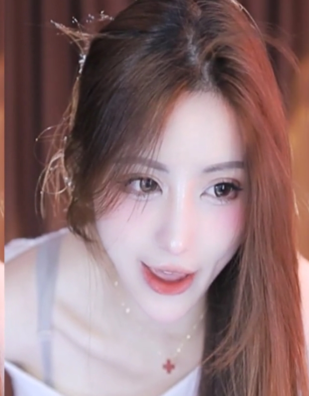 [转载搬运]+虎牙女主播+苏樱+十一月热舞小合集+[5V+646M][百度盘]