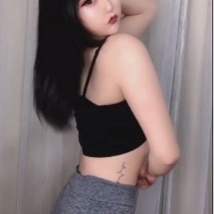 快手主播 英熙 定制级热舞 纯情圆奶 原档高清合集【百度云】【72V/3.85G】