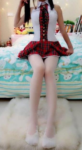 大熊御姐（橙香静静）红色学生裙无圣光合集