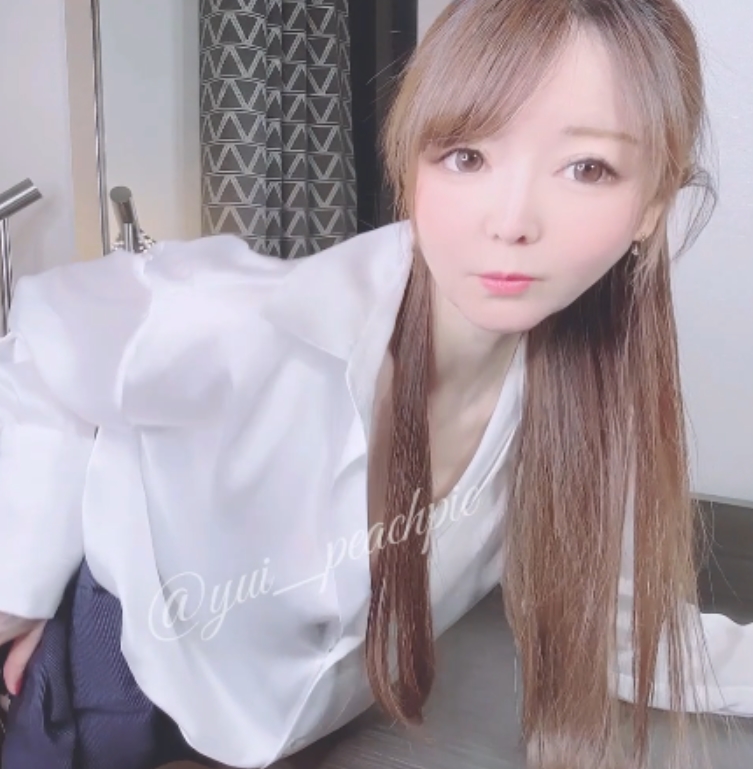 [转载搬运]+人气樱花妹yui+peachpieof+新+宾馆弄秘书+[1V+1.86G][百度盘]