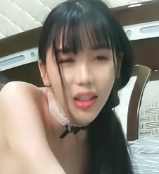 社会大汉任意玩弄白净妹子，多人运动视频214M，百度云观看