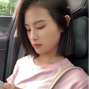 抖音女主播小雨：掏小东西打包，00后10V，si人游，7.2g，多种下载