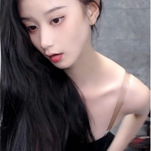 CC丨耶耶定制福利双视角怼屏[2V/422M]-独特风格吸引众多关注