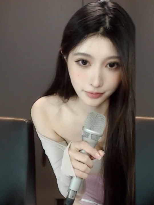 虎牙主播环星晴子7月热舞直播原版[30V2.25G]百度云搬运