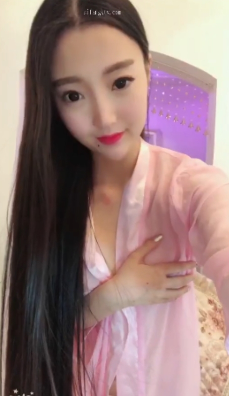 花椒冰妃+猴赛雷热舞私拍367M视频