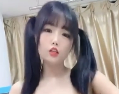 “福利姬震撼来袭！喵四付费福利81v1.7g，精彩视频尽在其中！”