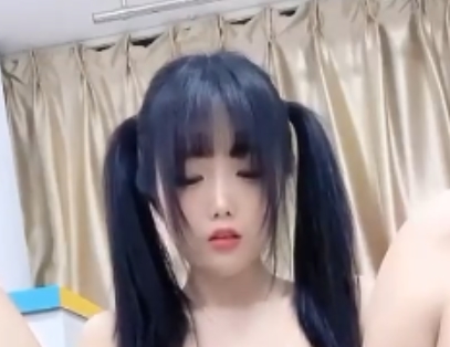 “福利姬震撼来袭！喵四付费福利81v1.7g，精彩视频尽在其中！”