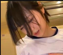 水嫩一线天~小L莉短视频合集15V-405M完整版,露脸视觉享受,下载观看!