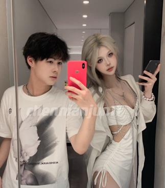 神颜网红TS-陈念君自拍资源21V-272M，露脸后花园，颜值身材在线下载