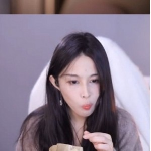 斗鱼玉酱火力十足！福利视频《10.2g补》教你补大球抖技巧