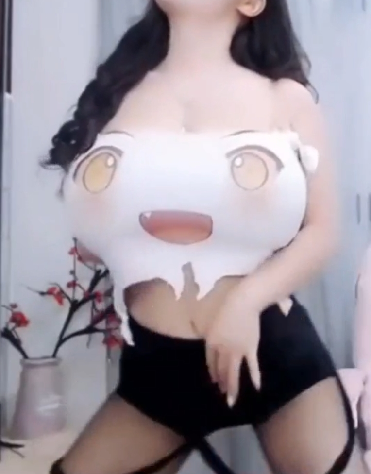 萌宝绵绵：火箭粉丝群大合集，36h超大罩杯惊艳表演