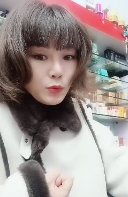 热情杂货店主肥姐的直播日常155个视频86.6G精彩互动分享